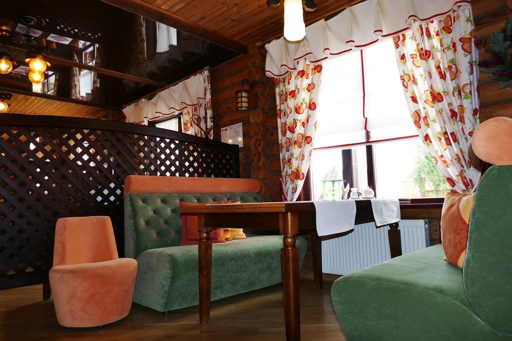 Комплекс Відпочинку Пампушка & Подушка Hotel Burlach'ya Balka Екстериор снимка