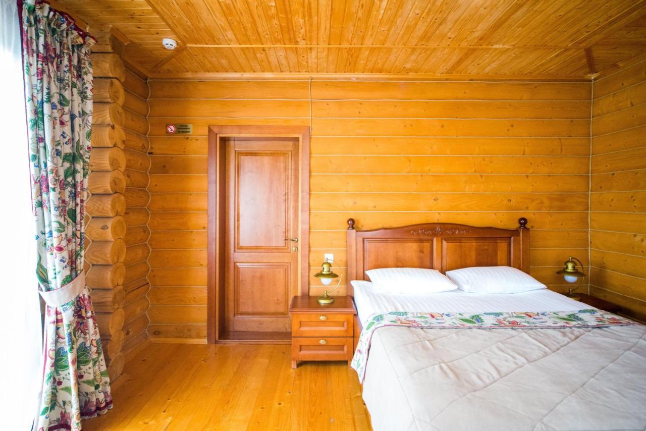 Комплекс Відпочинку Пампушка & Подушка Hotel Burlach'ya Balka Екстериор снимка