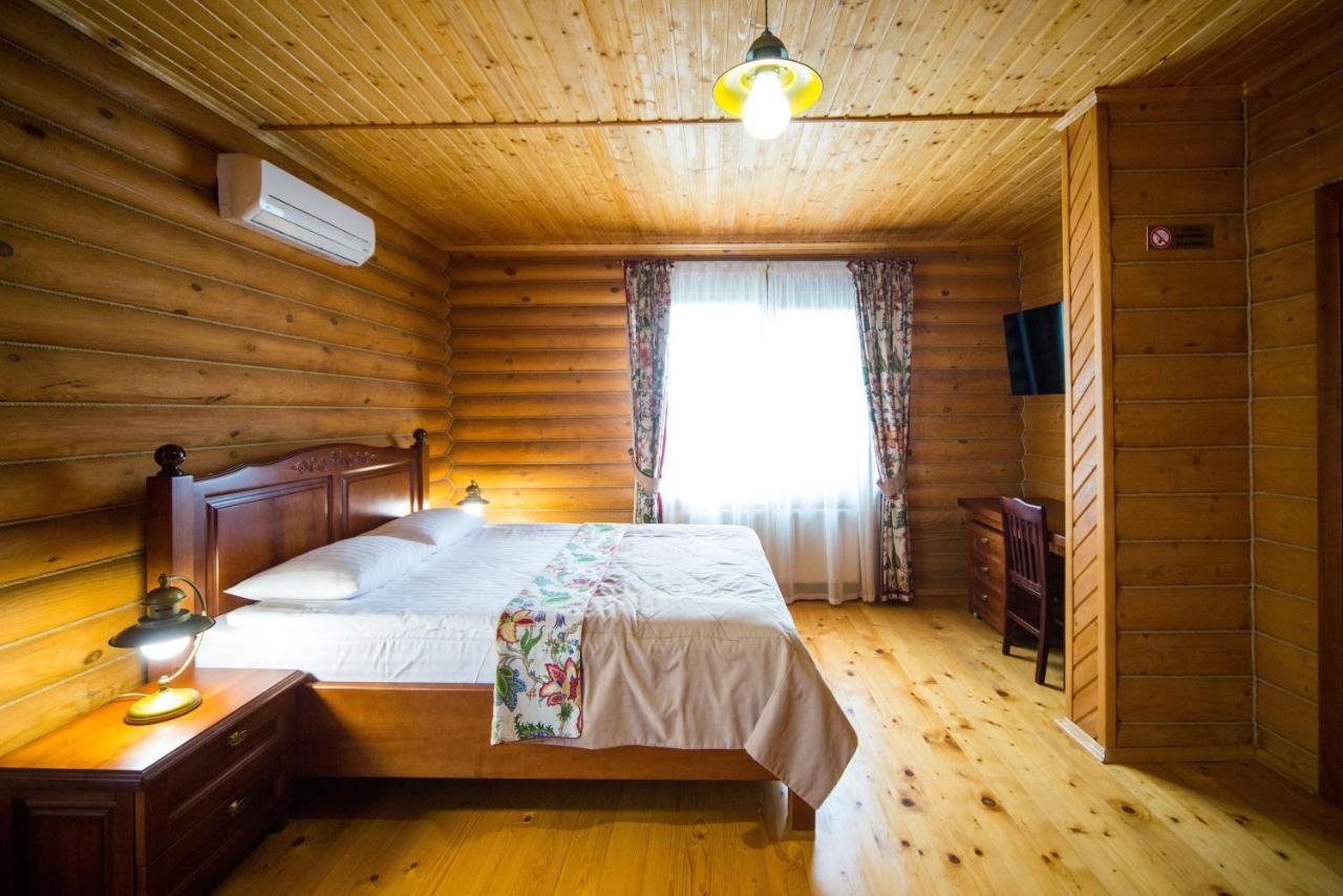 Комплекс Відпочинку Пампушка & Подушка Hotel Burlach'ya Balka Екстериор снимка