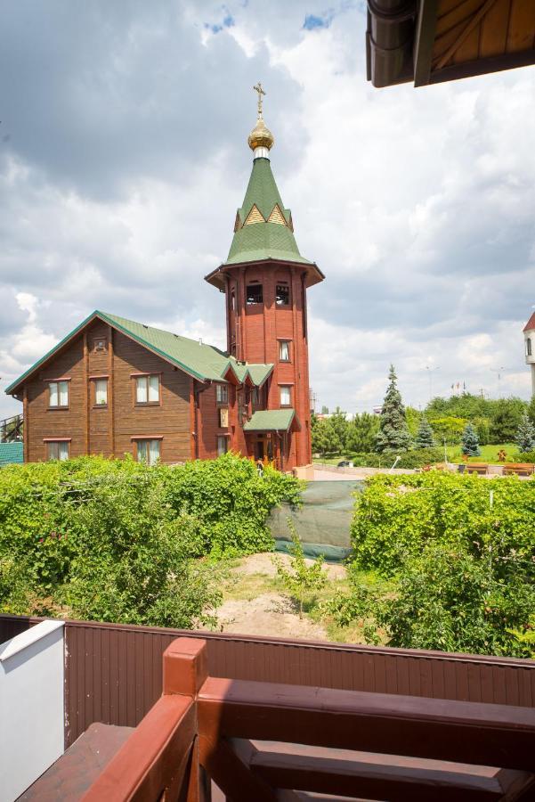 Комплекс Відпочинку Пампушка & Подушка Hotel Burlach'ya Balka Екстериор снимка