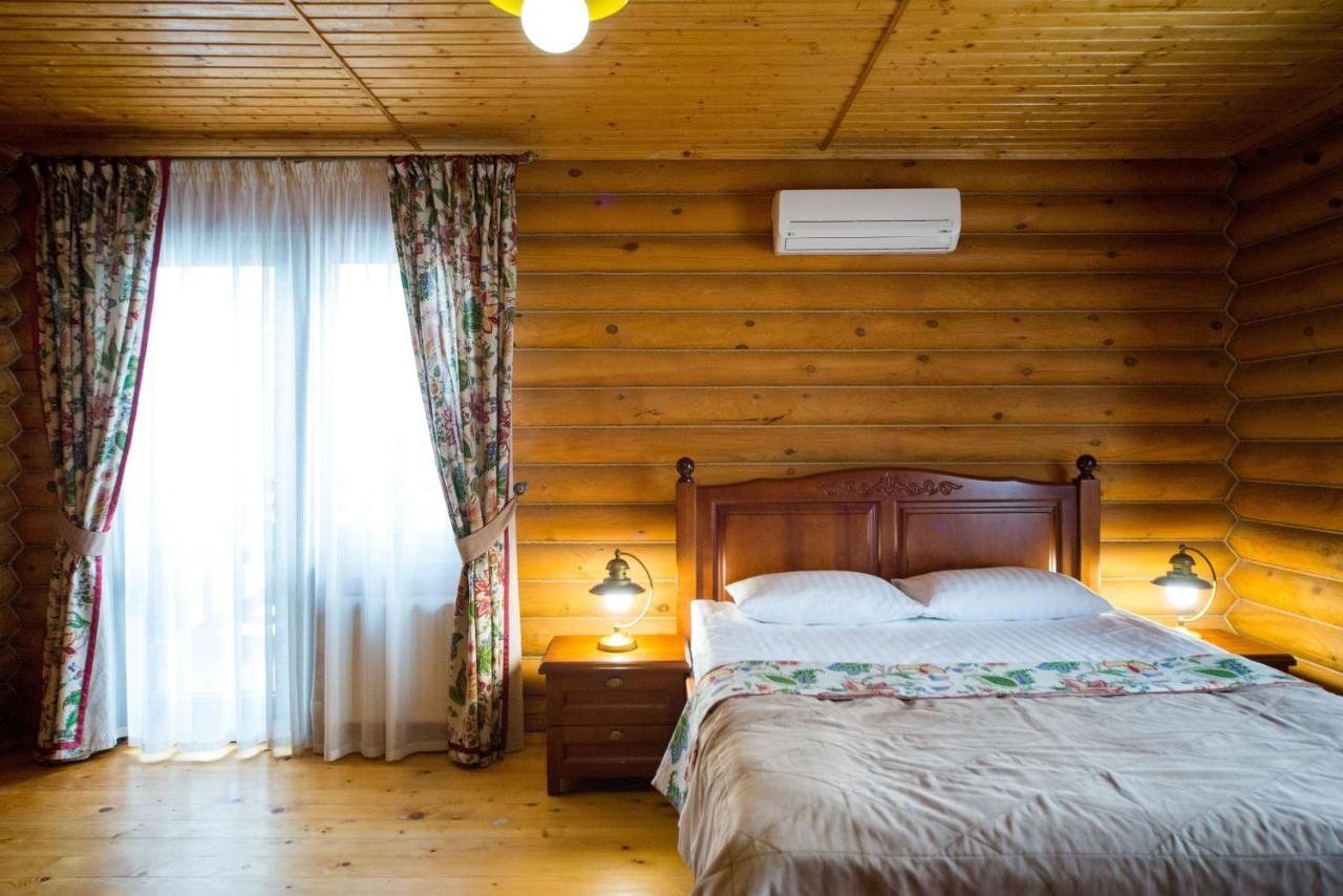 Комплекс Відпочинку Пампушка & Подушка Hotel Burlach'ya Balka Екстериор снимка