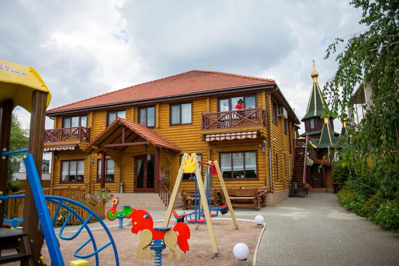 Комплекс Відпочинку Пампушка & Подушка Hotel Burlach'ya Balka Екстериор снимка